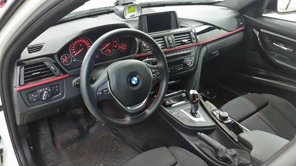 F30 bmw 320d воняет