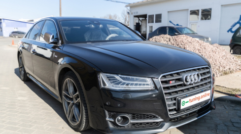 Audi S8 4.0 TFSI 520hp.